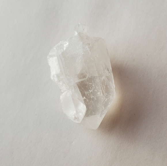 #7 Raw Quartz Crystal - Picture 8 of 9